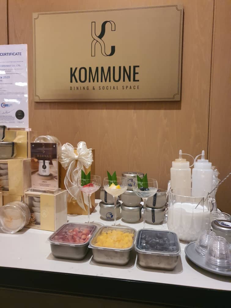 KOMMUNE Dining tasting station with NIS NEST products